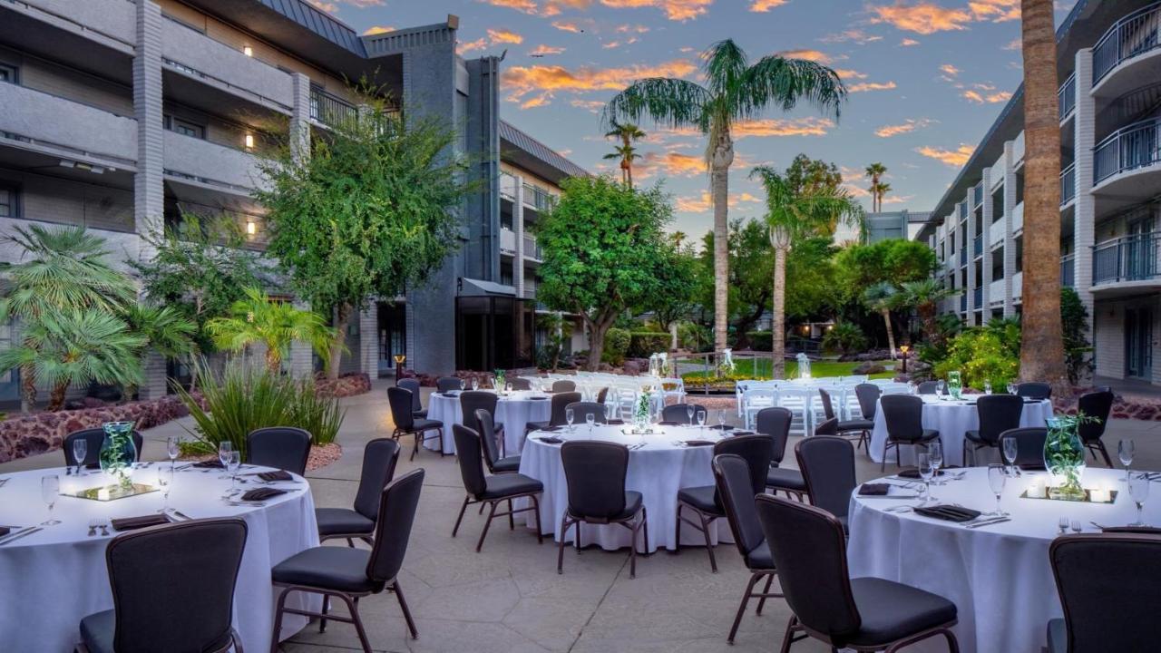 Holiday Inn And Suites Phoenix Airport North By Ihg Eksteriør billede