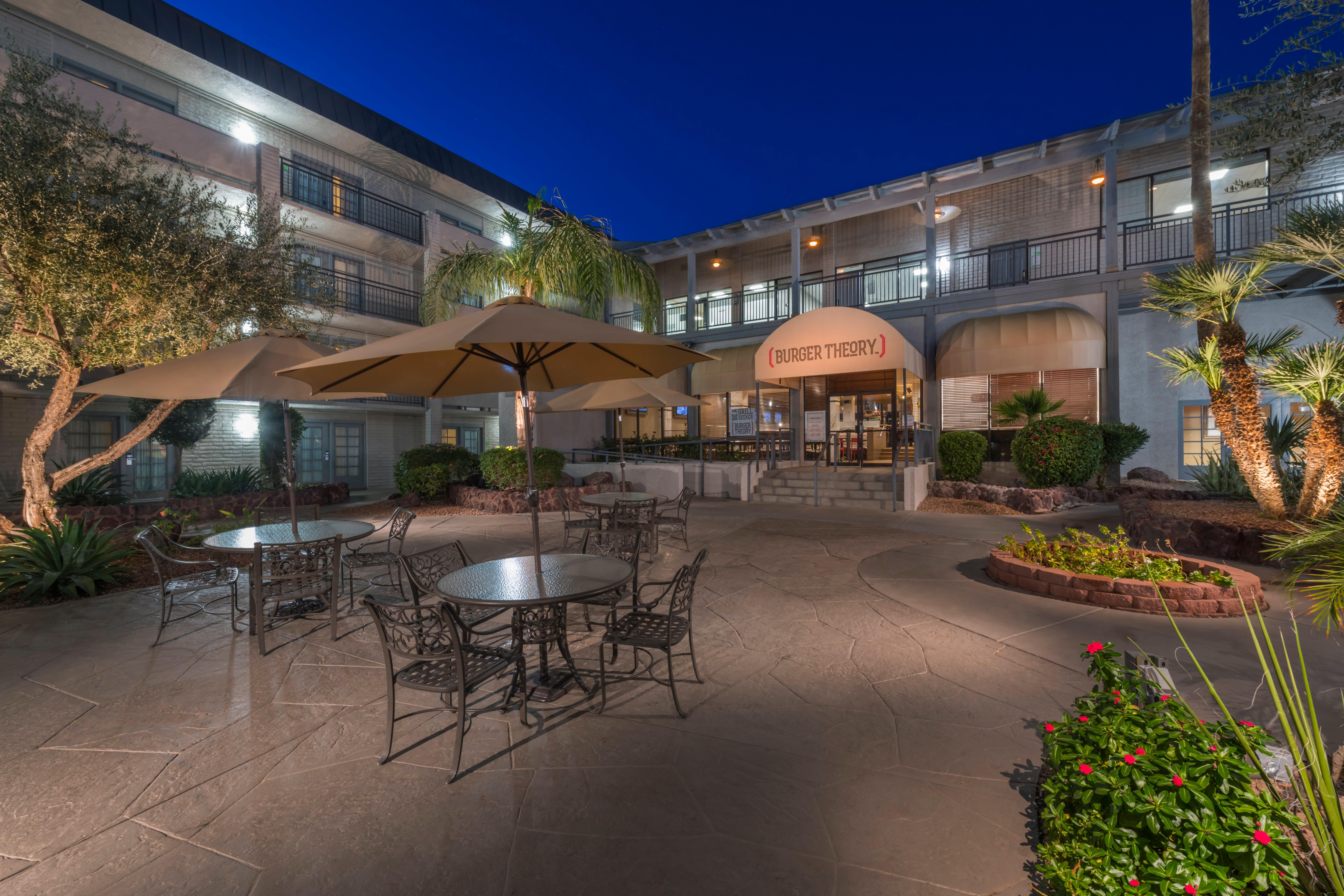 Holiday Inn And Suites Phoenix Airport North By Ihg Eksteriør billede