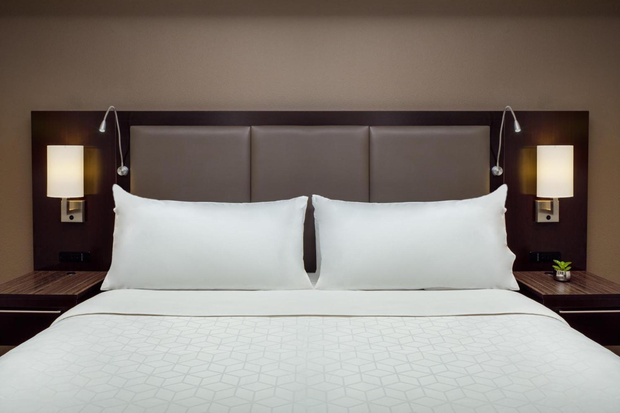 Holiday Inn And Suites Phoenix Airport North By Ihg Eksteriør billede